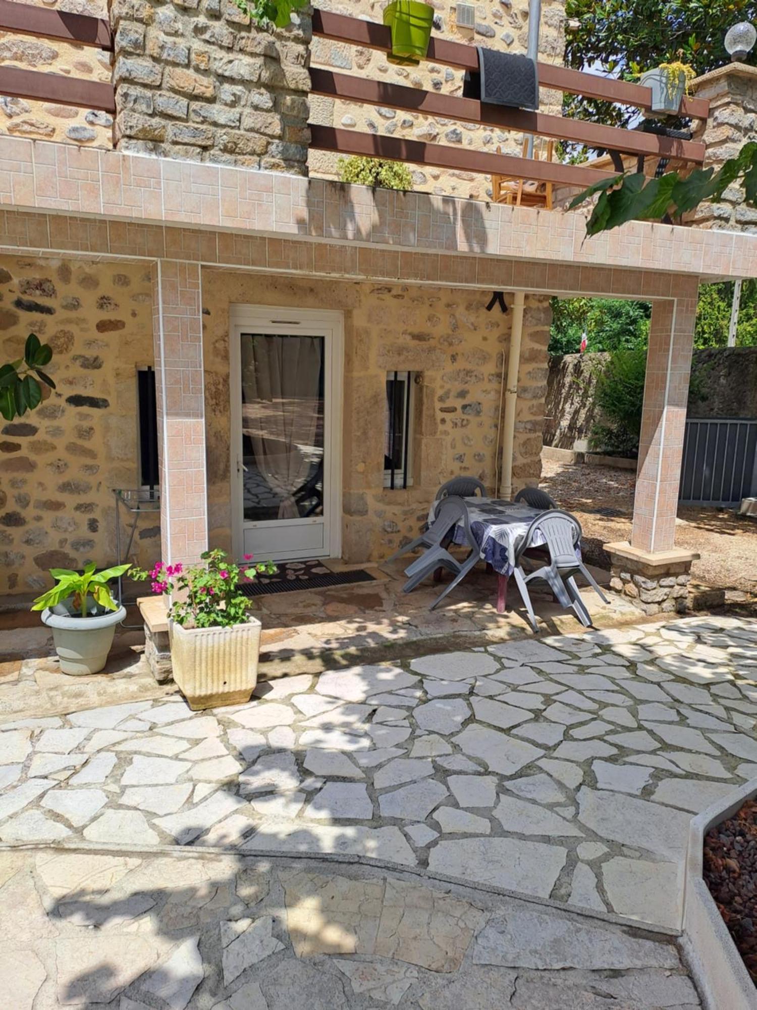 Gite 2 "Le Tilia " Aux Magnolias 3 Etoiles Aubenas Exterior foto